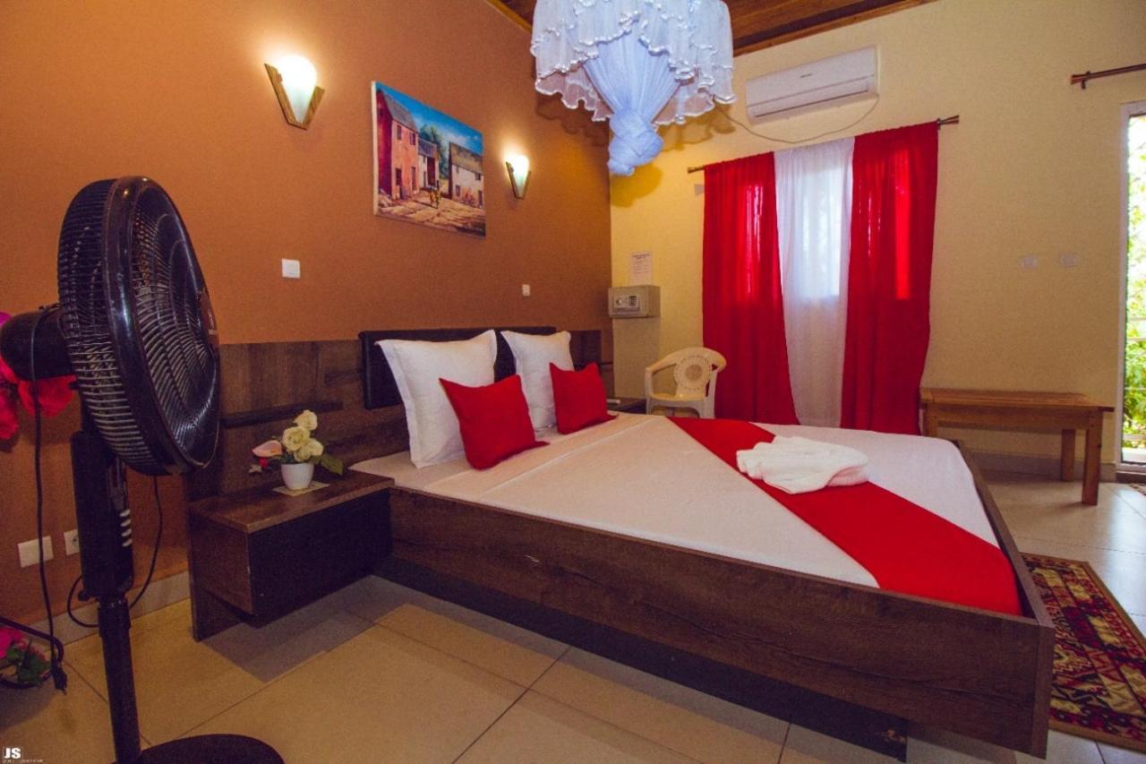 Hotel National Ambilobe Экстерьер фото