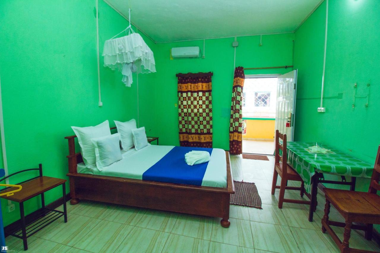 Hotel National Ambilobe Экстерьер фото